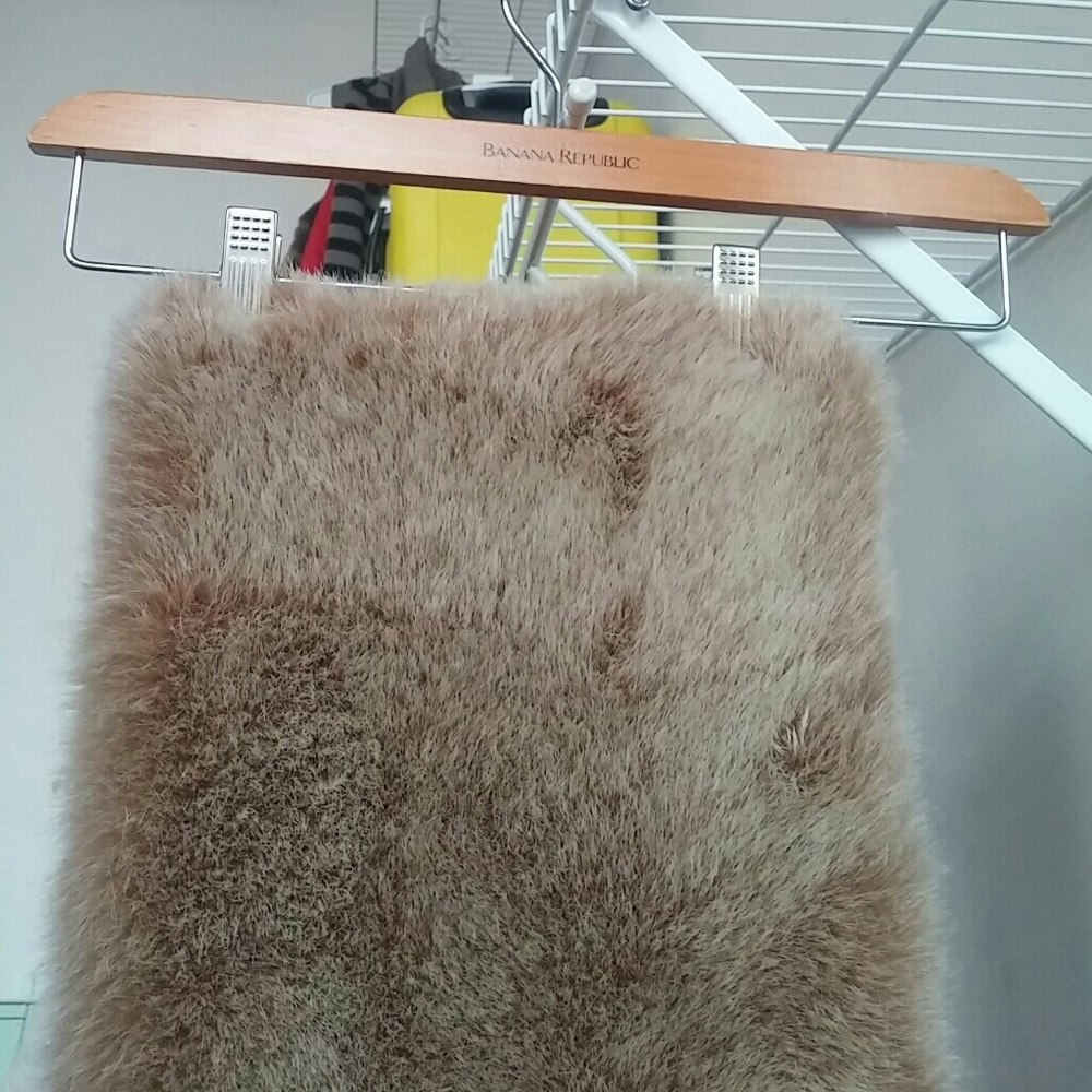 Bananna Republic Faux Fur Luxx Wrap
